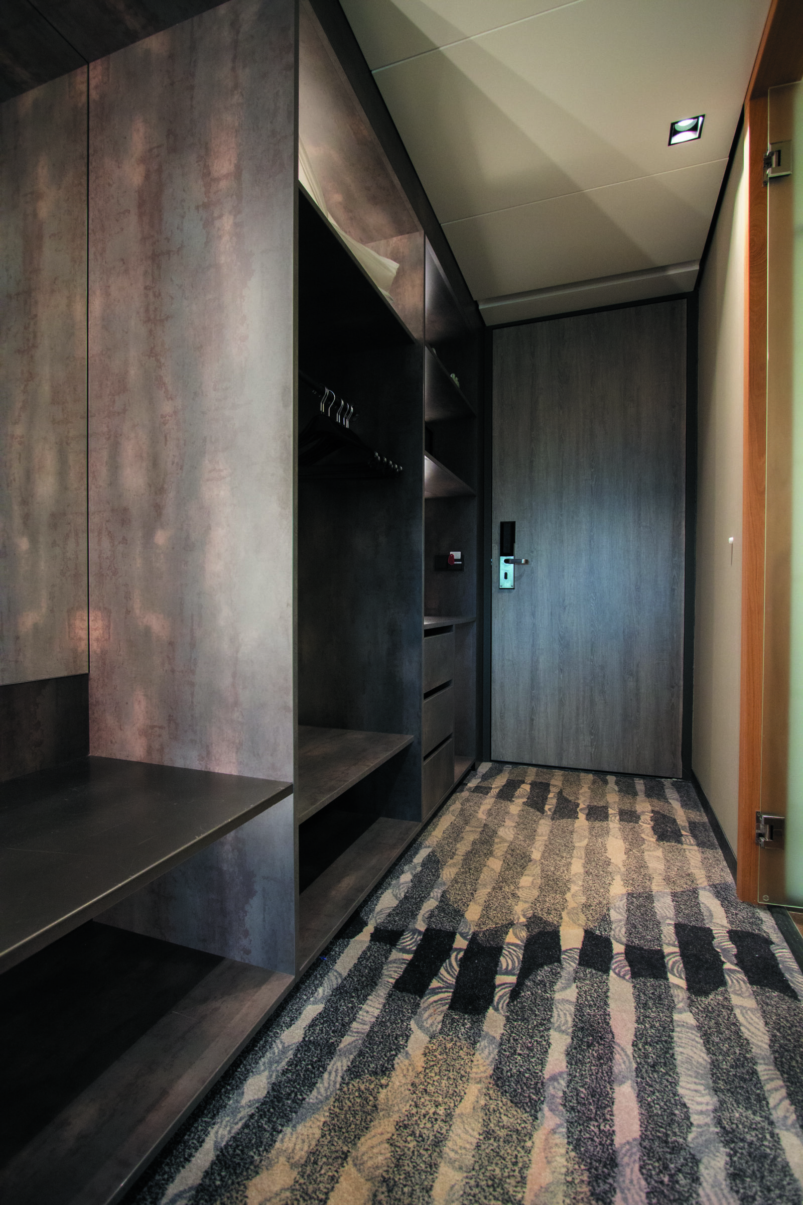 NO_kamer_251_triple_10